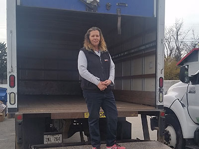 26-Foot Rental Truck image 2